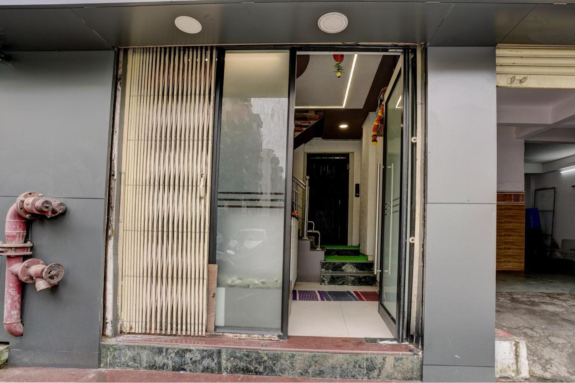 Hotel O Sapna Residency Мумбаи Экстерьер фото