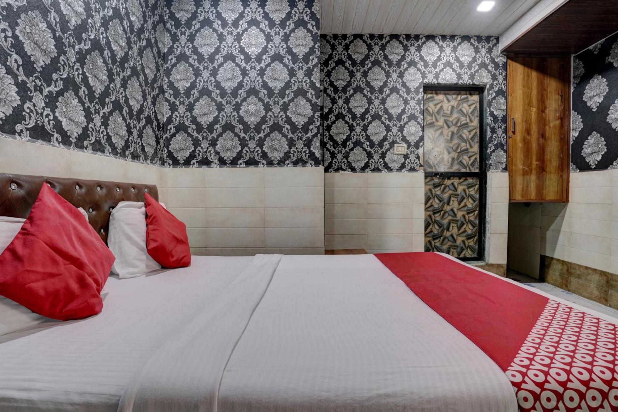 Hotel O Sapna Residency Мумбаи Экстерьер фото
